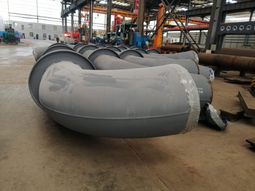 CLAD PIPE FOR OIL PIPELINE2 Cra Clad and Lined Steel Pipes, Clad Pipes, welded clad pipe, welding clad pipes, jinglei, jlc, metal clad pipe, Alloy Cladded Pipe, CRA cladded pipe, JLC Welded Pipe, oil pipeline, clad pipe for oil and gas